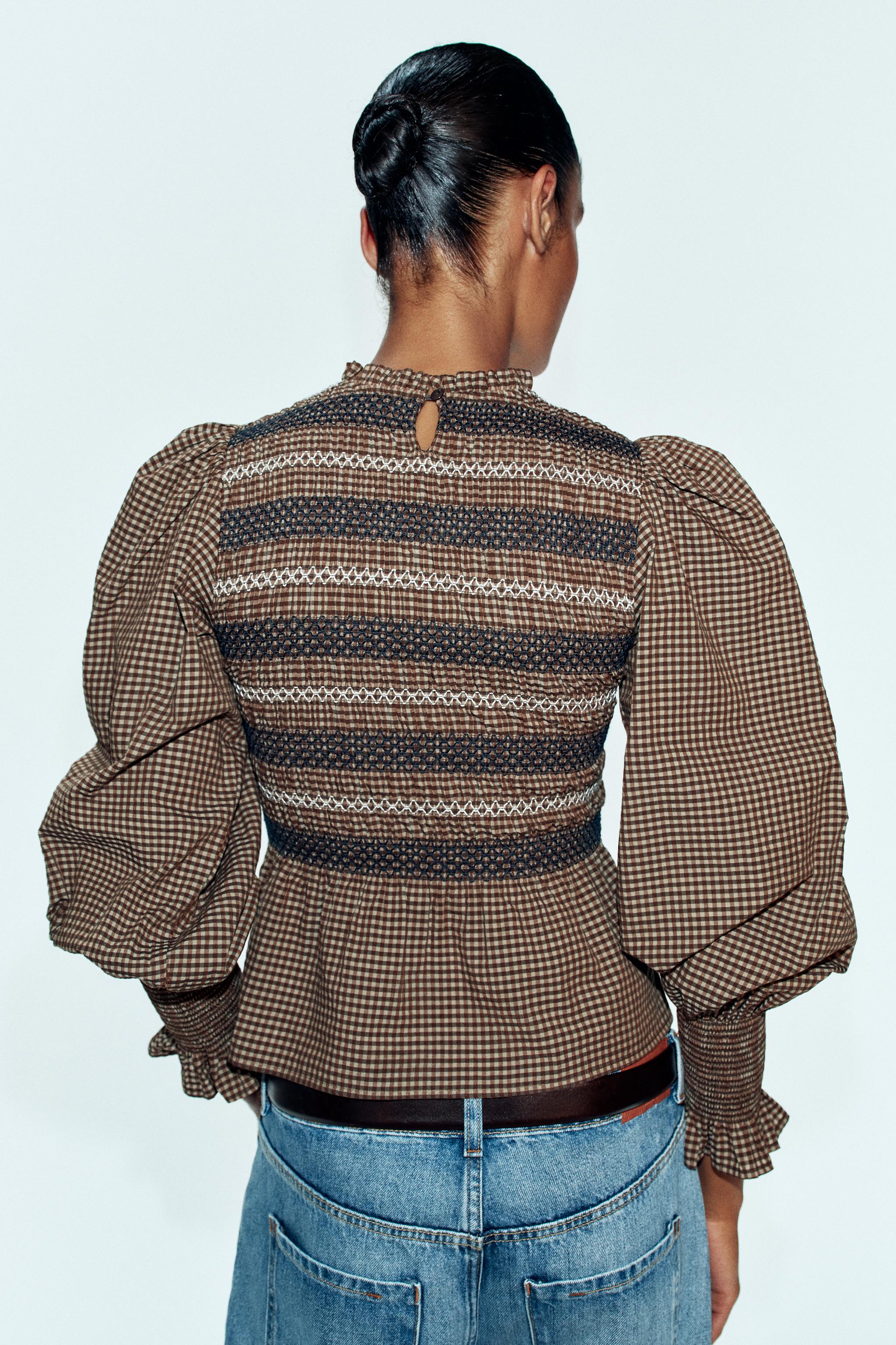 CHEMISE BRODÉE À NID D’ABEILLE